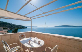 Stunning Apartment In Okrug Donji With Wifi